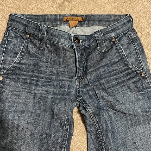 Arden B boot cut jeans with back button pockets - Picture 2 of 4
